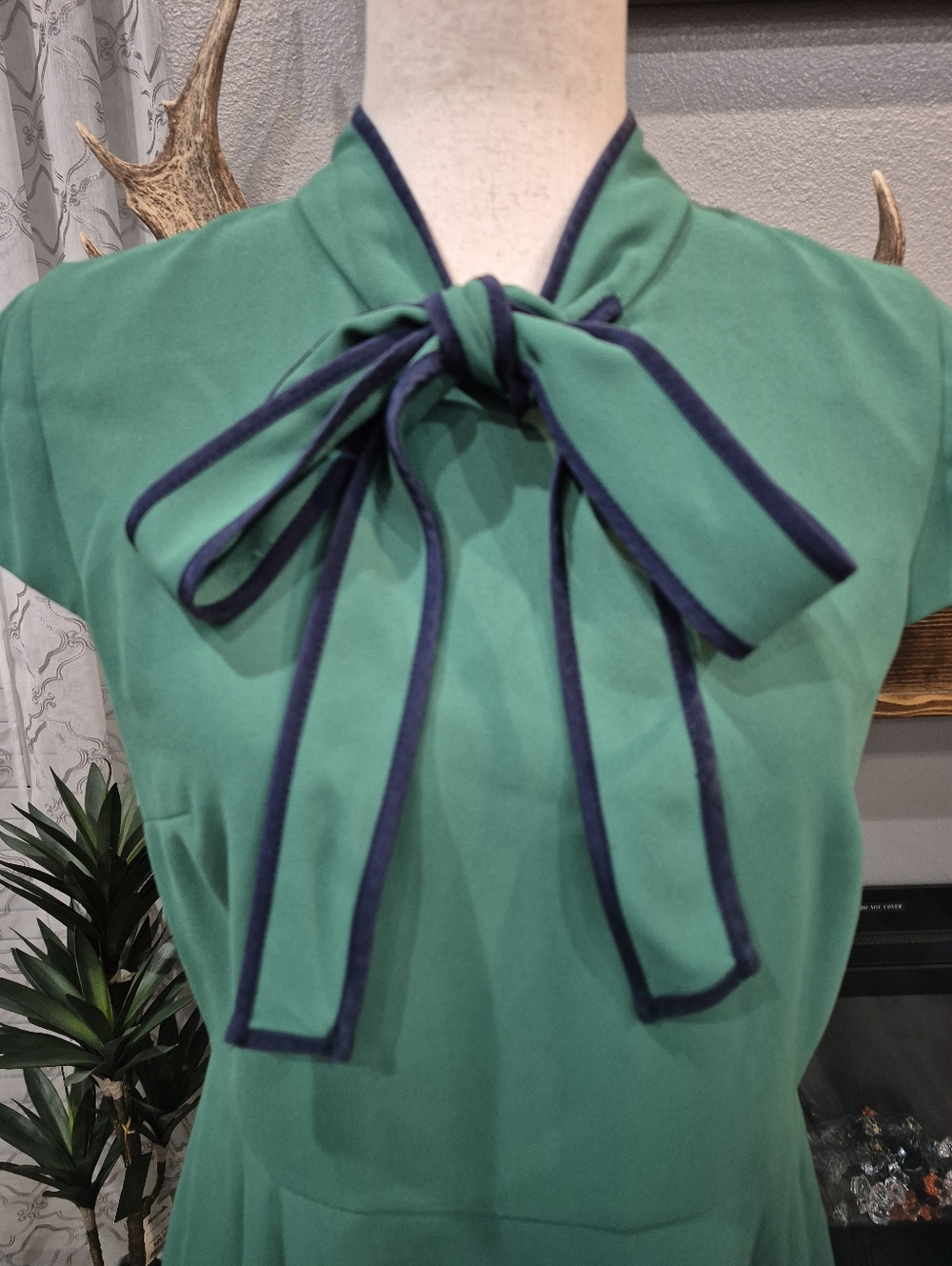 J. Crew Green Midi Dress with Contrast Bow - Picture 4 of 7